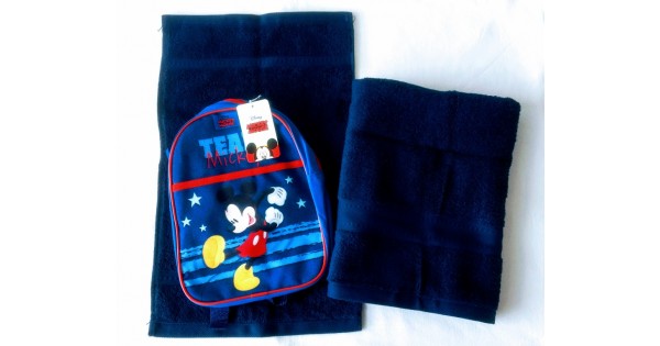 Zwemset: 2 donkerblauwe handdoeken en rugzakje Disney Mickey Mouse